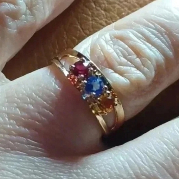 None Jewelry - 💙🌹Gold-plated Mother's ring. yellow